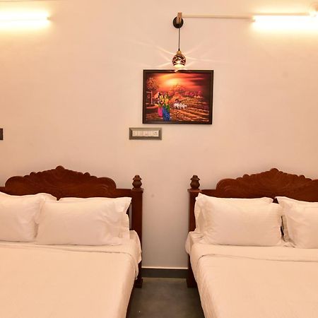Chez Linda Home Stay 퐁디셰리 외부 사진