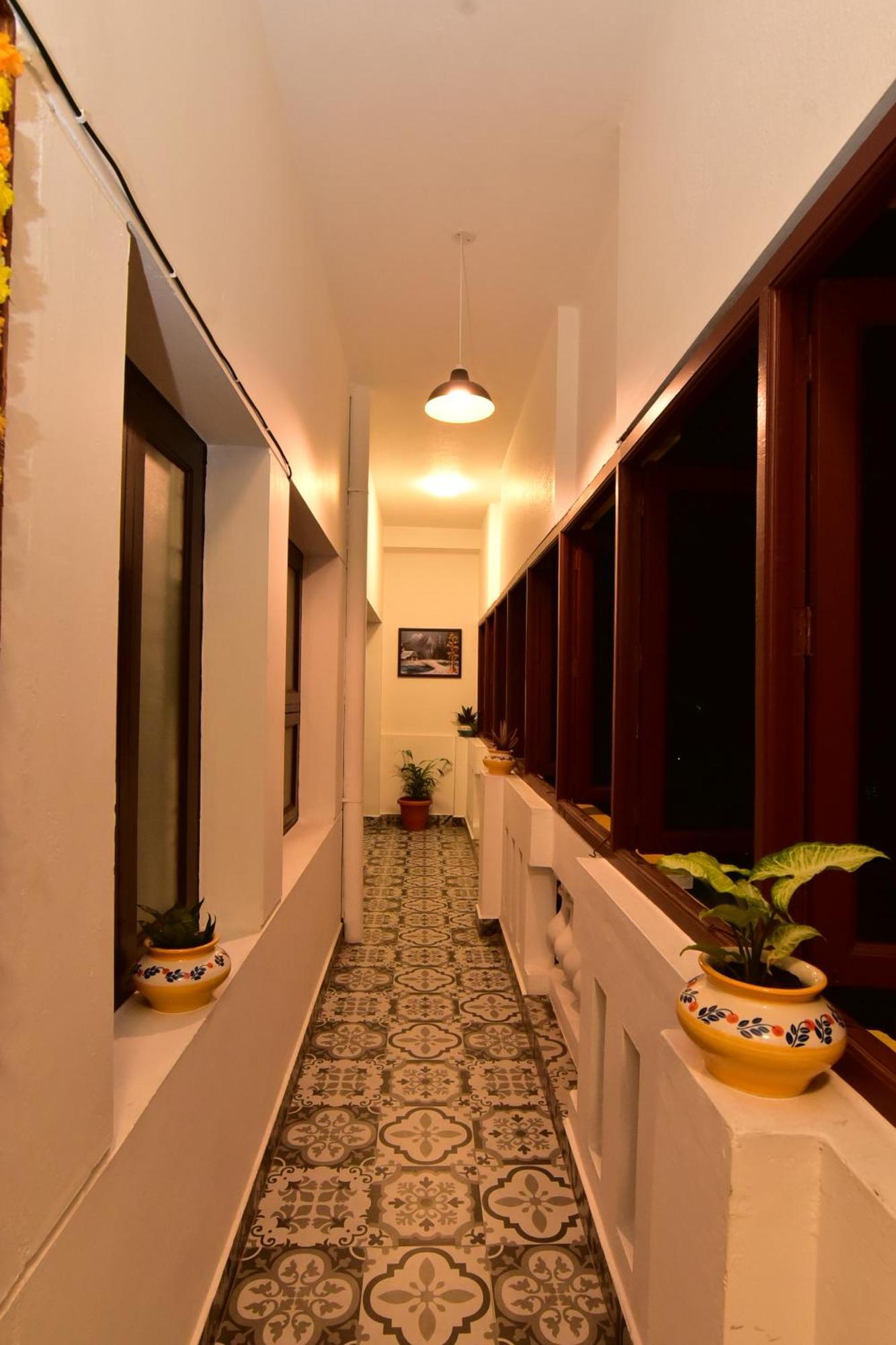 Chez Linda Home Stay 퐁디셰리 외부 사진